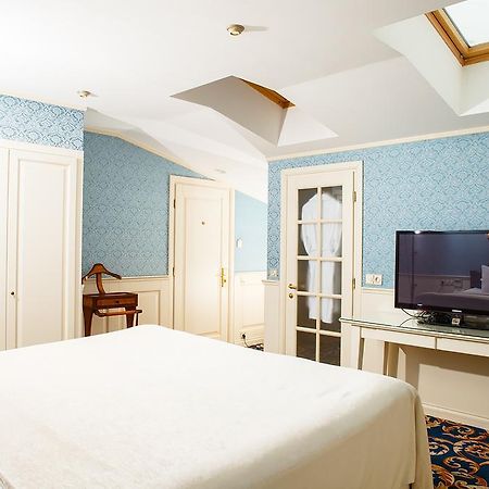 Ministerium Hotel Odessa Exterior photo